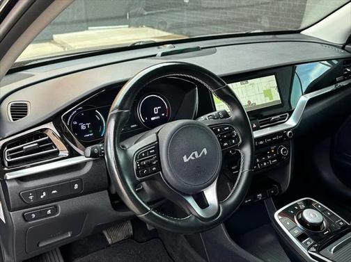 2022 Kia Niro EV EX