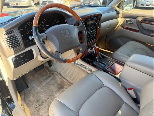 2000 Lexus LX 470 Base