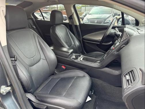 2013 Chevrolet Volt Base