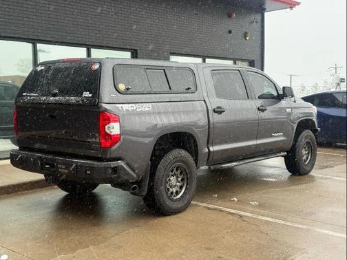 2018 Toyota Tundra SR5