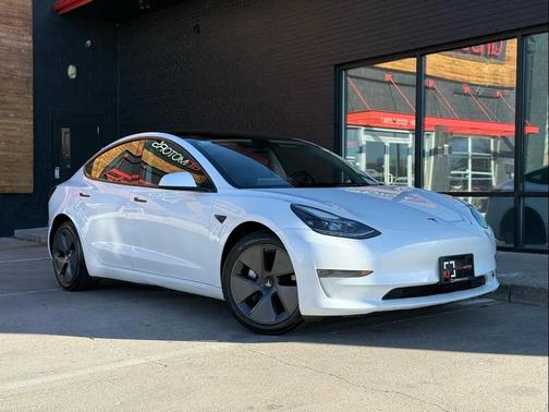 2023 Tesla Model 3 Standard Range