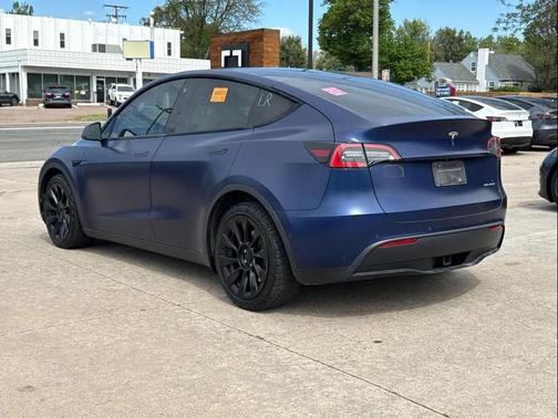 Blue 2022 Tesla Model Y Long Range Dual Motor All-Wheel Drive