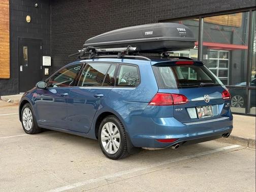 2017 Volkswagen Golf SportWagen TSI S