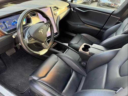 2020 Tesla Model S Long Range