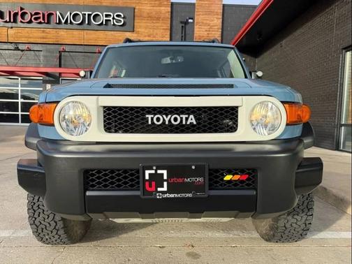 2014 Toyota FJ Cruiser Base