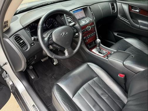 2017 INFINITI QX50 Base