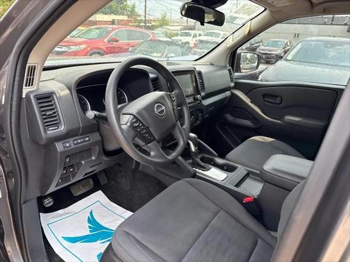 2022 Nissan Frontier S