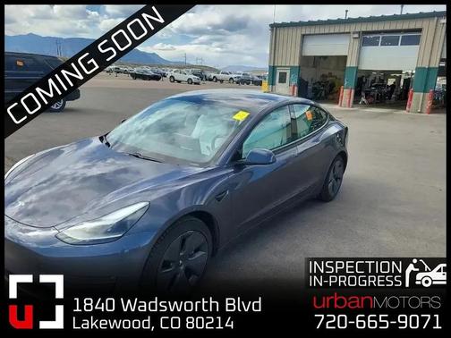 Gray 2022 Tesla Model 3 Long Range