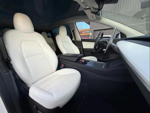 2022 Tesla Model Y Performance Dual Motor All-Wheel Drive