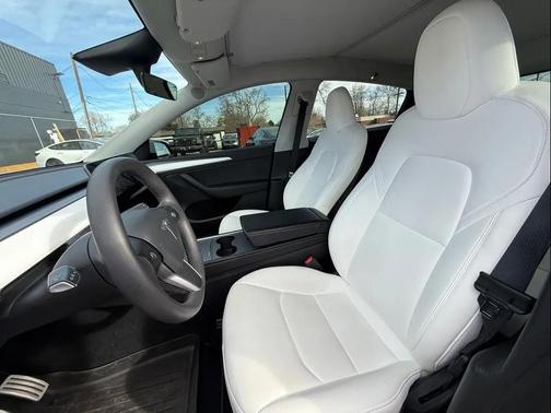 2023 Tesla Model Y Performance Dual Motor All-Wheel Drive