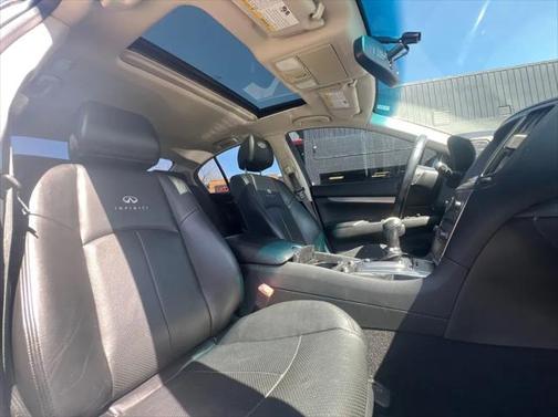 2013 INFINITI G37x Base