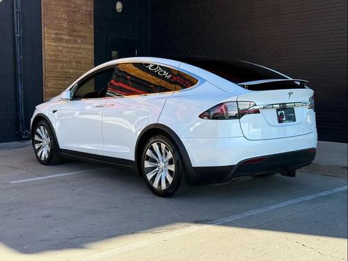 2020 Tesla Model X Long Range Plus Dual Motor All-Wheel Drive