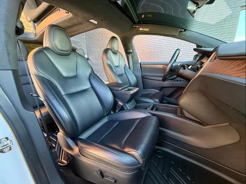 2020 Tesla Model X Long Range Plus Dual Motor All-Wheel Drive