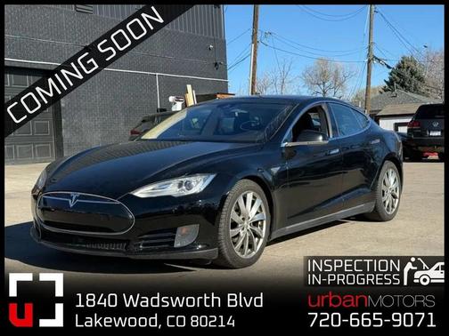 2015 Tesla Model S 70D