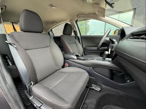 2016 Honda HR-V LX