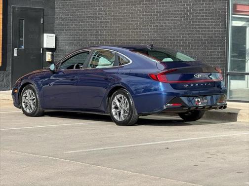 2021 Hyundai SONATA SEL