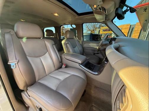 2004 GMC Yukon Denali