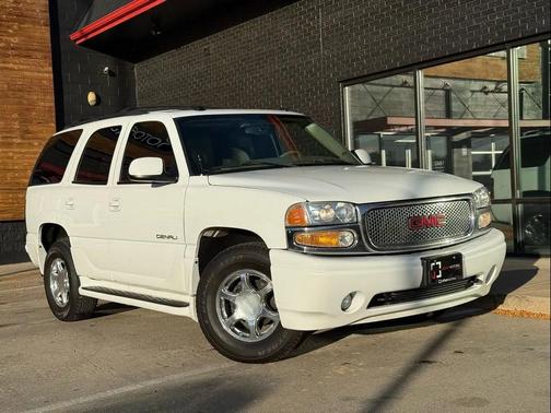 2004 GMC Yukon Denali