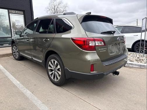 2017 Subaru Outback 2.5i Touring