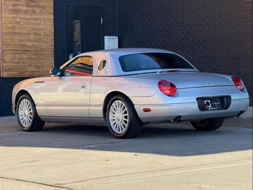 2004 Ford Thunderbird Deluxe