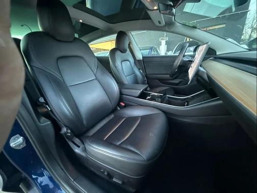 2020 Tesla Model 3 Long Range