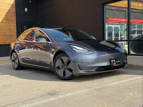 2020 Tesla Model 3 Long Range