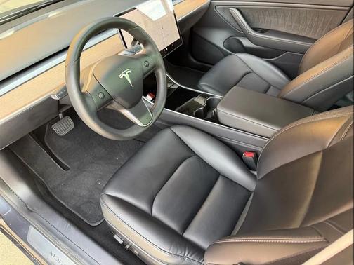 2020 Tesla Model 3 Long Range