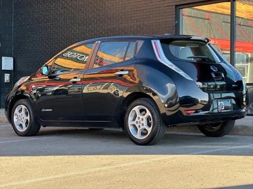 2011 Nissan Leaf SV