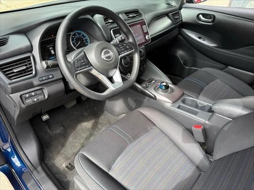 2025 Nissan Leaf S
