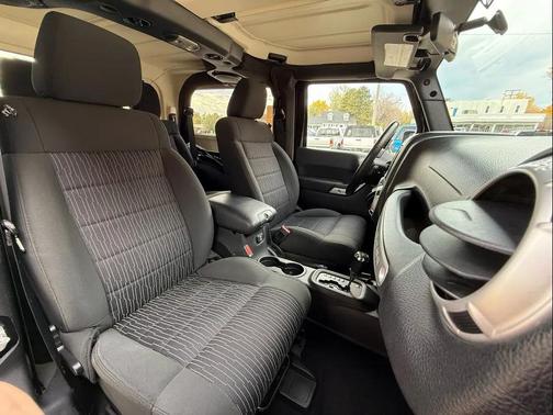 2011 Jeep Wrangler Sahara