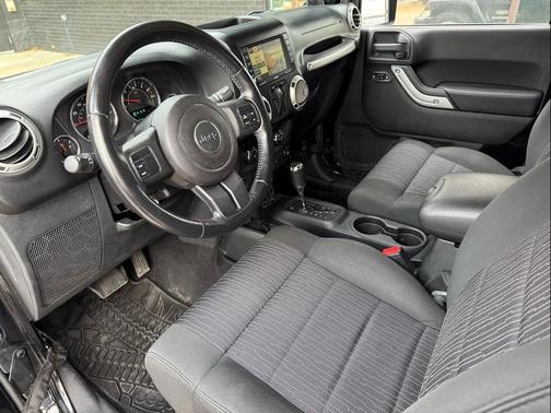 2011 Jeep Wrangler Sahara