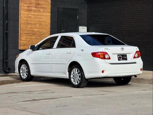 2009 Toyota Corolla LE