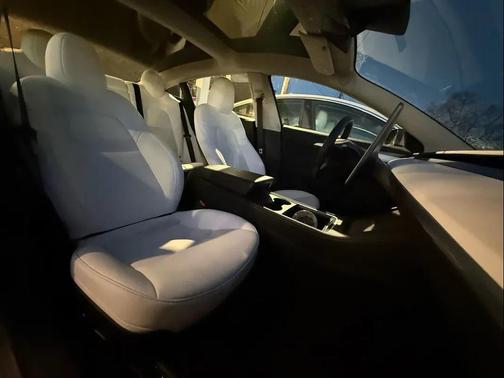 2023 Tesla Model 3 Standard Range