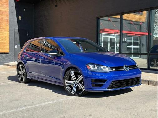2016 Volkswagen Golf R 4-Door w/DCC & Navigation