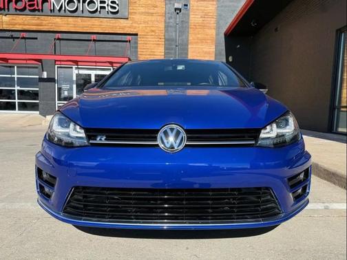2016 Volkswagen Golf R 4-Door w/DCC & Navigation