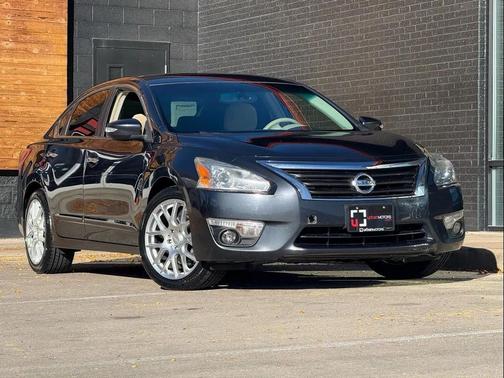 2013 Nissan Altima 3.5 SV