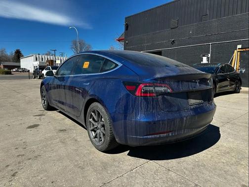 2019 Tesla Model 3 Standard Range Plus