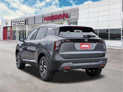 Gun Metallic 2026 Nissan Kicks SV