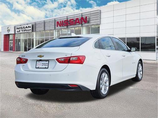 Summit White 2024 Chevrolet Malibu LT