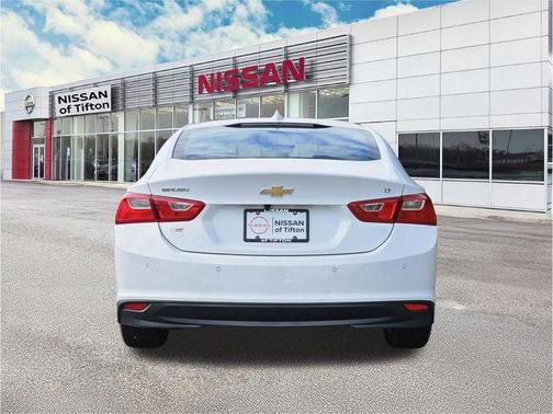 Summit White 2024 Chevrolet Malibu LT
