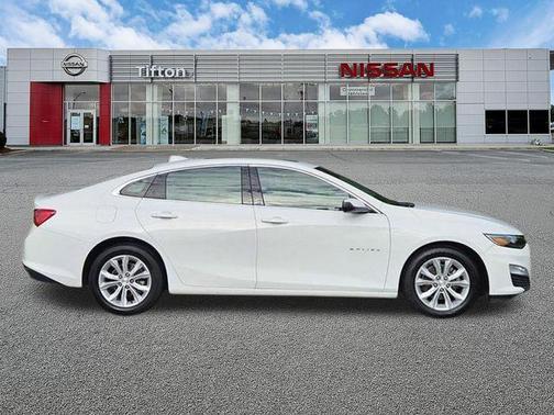 Summit White 2024 Chevrolet Malibu LT
