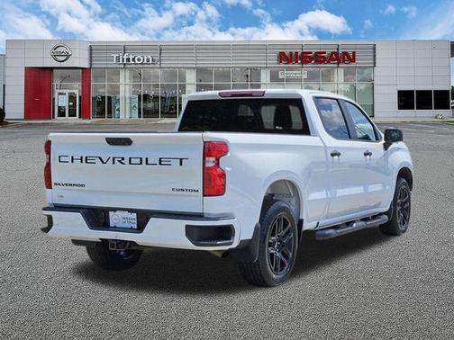 Summit White 2024 Chevrolet Silverado 1500 Custom