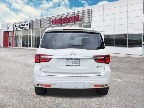 Moonstone 2024 INFINITI QX80 Luxe