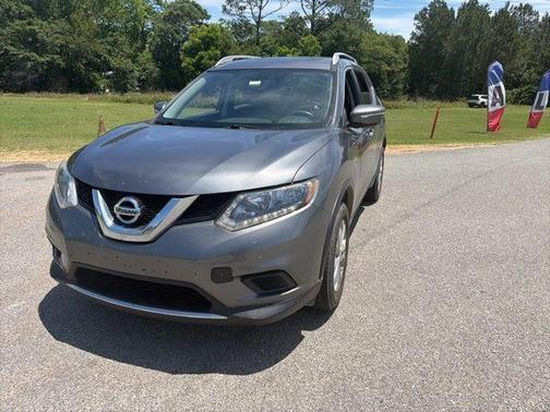 Gun Metallic 2015 Nissan Rogue SV
