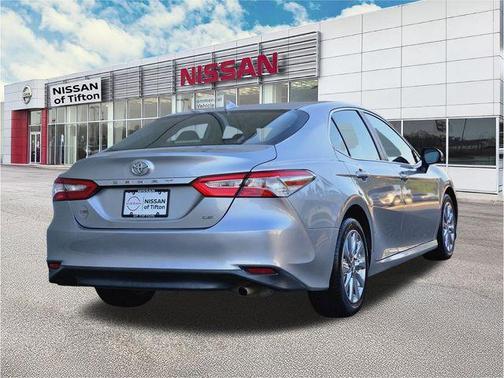 Celestial Silver Metallic 2019 Toyota Camry LE