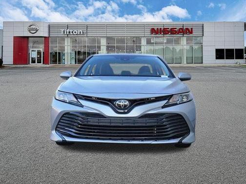 Celestial Silver Metallic 2019 Toyota Camry LE