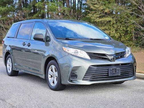 2020 Toyota Sienna L