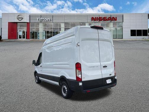 Oxford White 2023 Ford Transit-250 Base