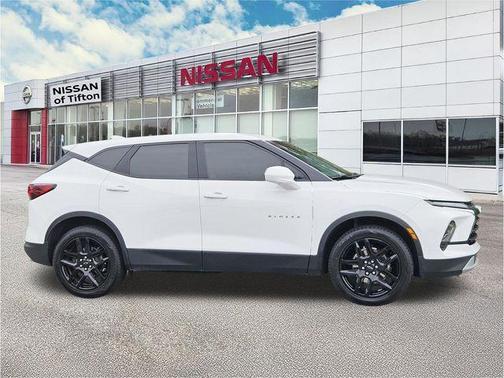 Summit White 2023 Chevrolet Blazer 2LT