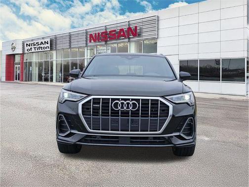 2020 Audi Q3 45 S line Prestige